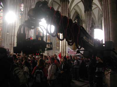 HMI-Lichtballons im K&ouml;lner Dom